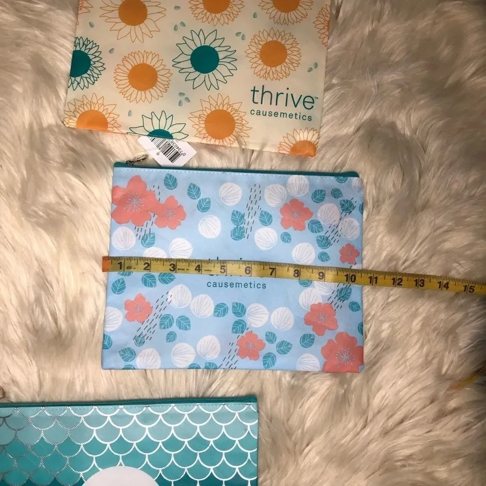 Thrive causemetics make up bag bundle of 3 NWT